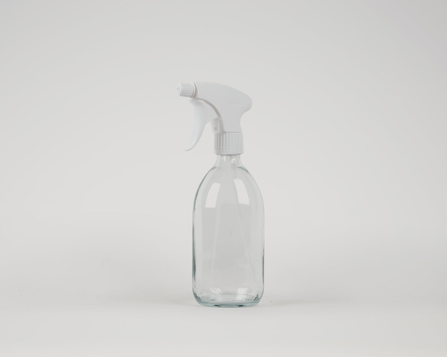 Baiosphere glass spray bottle in white