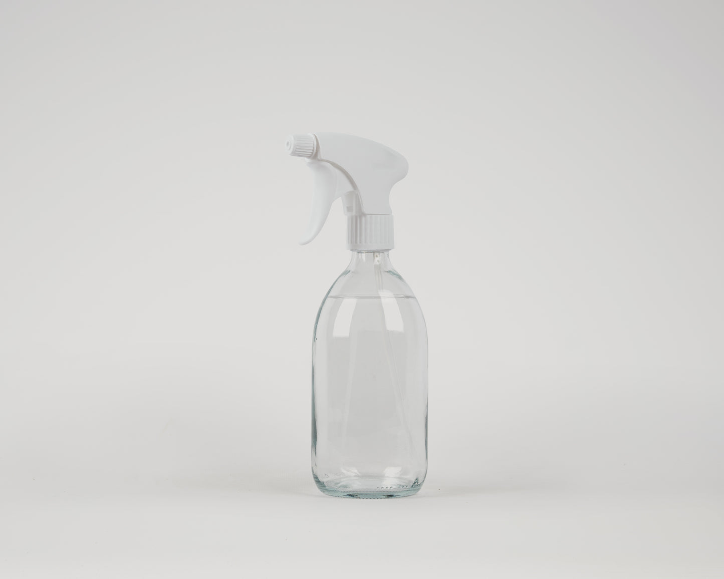 Baiosphere glass spray bottle in white with osmosis water