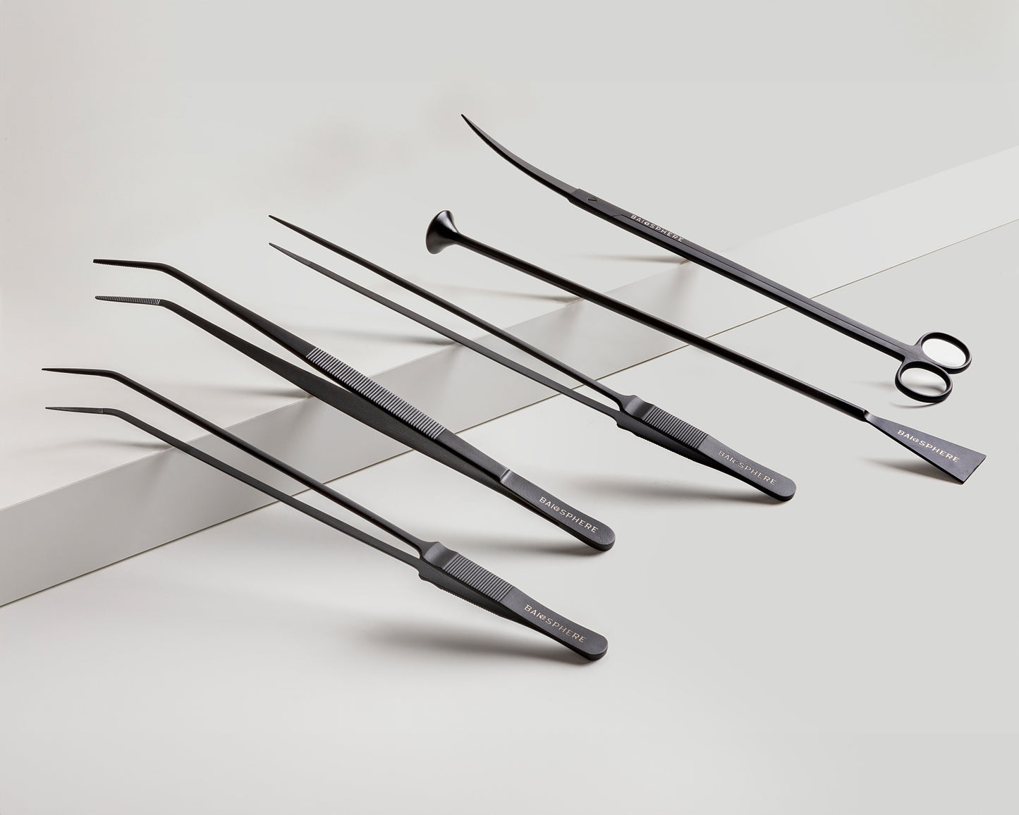 Baiosphere scaping tools set in black