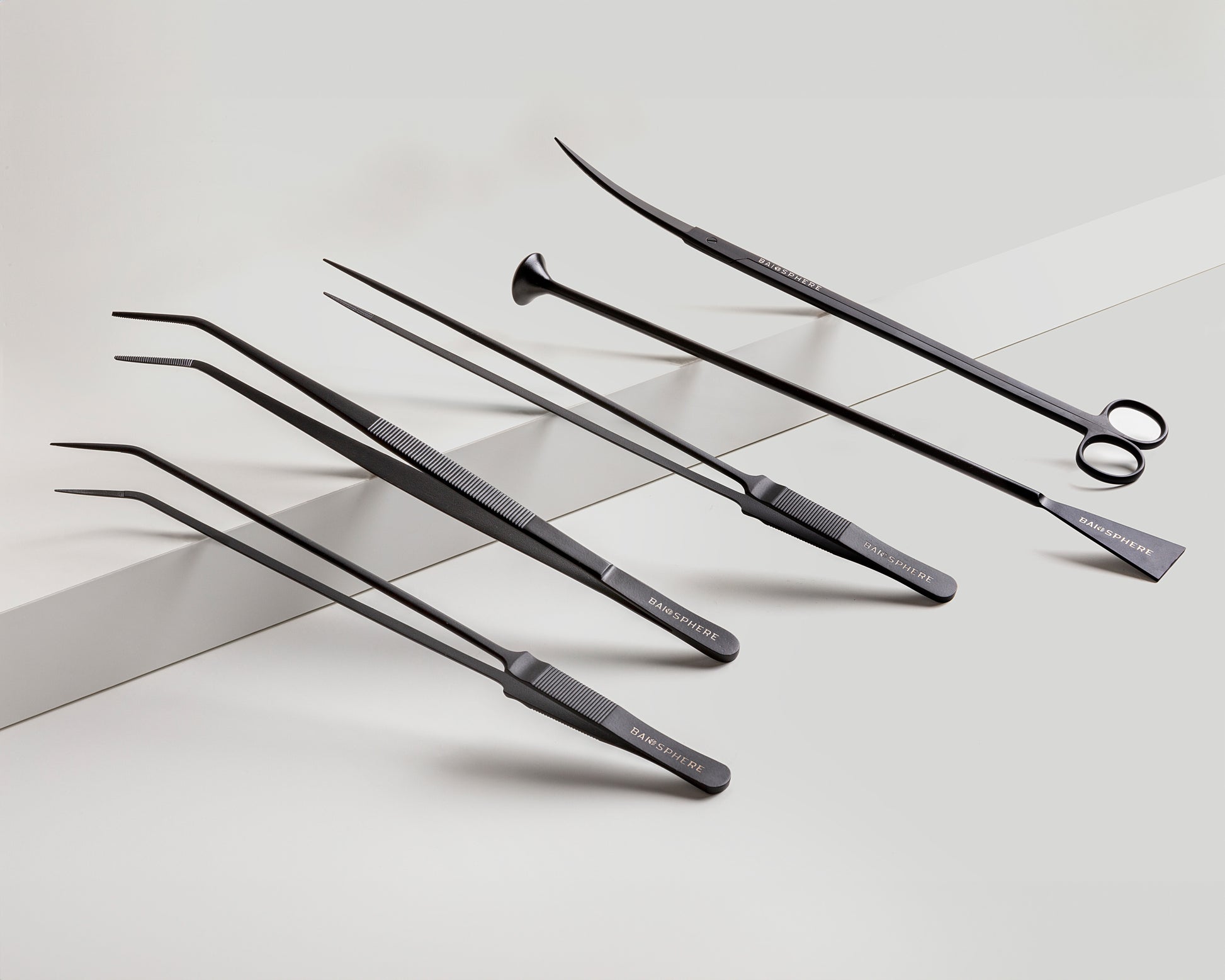 Baiosphere scaping tools set in black